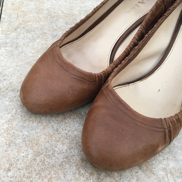 Prada shoes size 36.5 - Picture 5 of 10